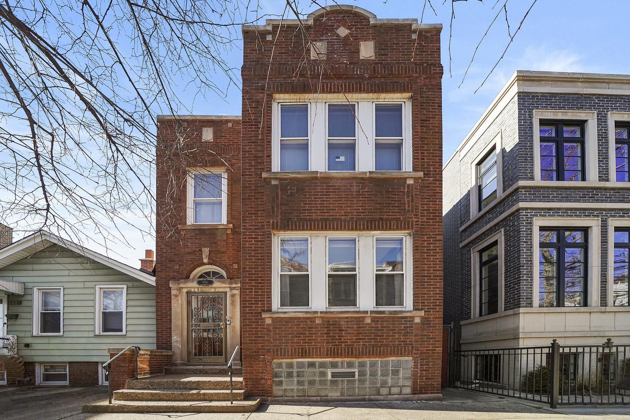 906 S Miller St., Chicago, IL 60607