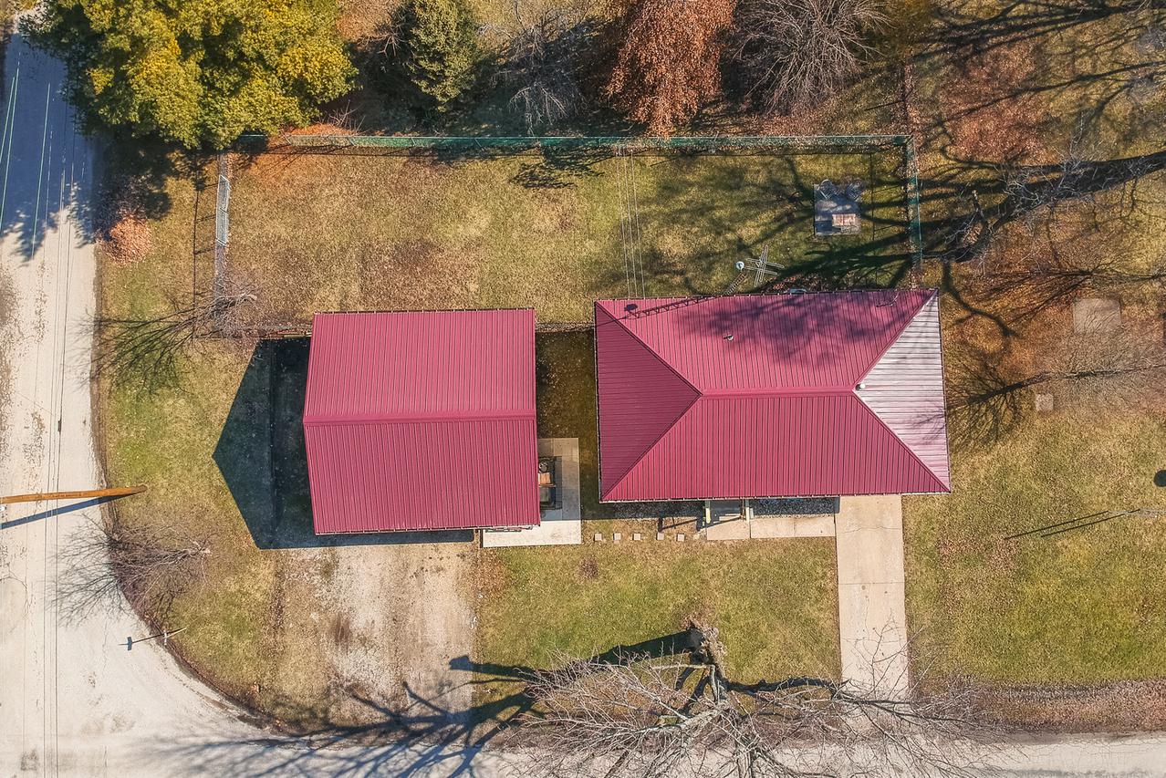 308 N Walnut St., Clinton, IL 61727