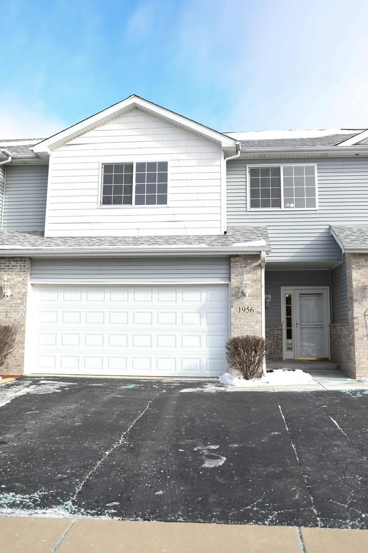 1956 Waters Edge Dr., Minooka, IL 60447