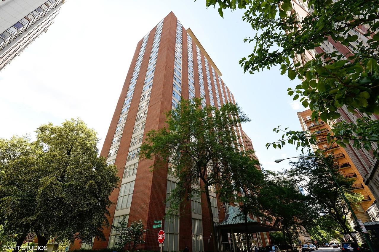 1325 N State Pkwy. #21D, Chicago, IL 60610