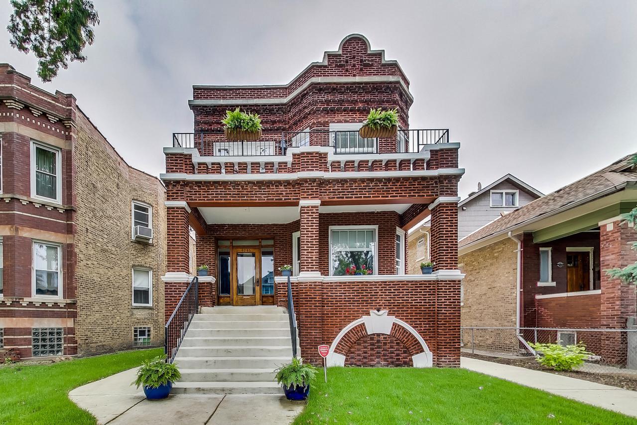 4045 N Leclaire Ave., Chicago, IL 60641