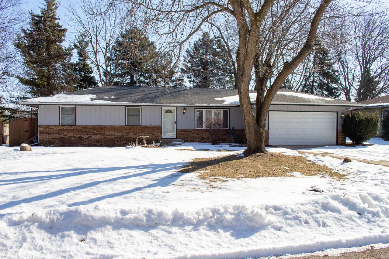 3827 Modesto Dr., Rockford, IL 61114