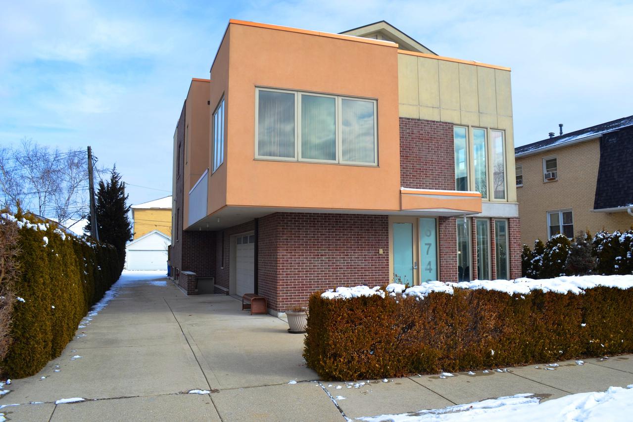6742 W Dakin St., Chicago, IL 60634