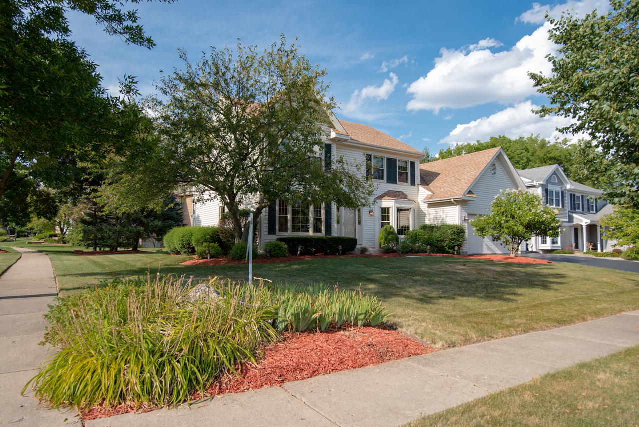 188 Southridge Dr., Gurnee, IL 60031