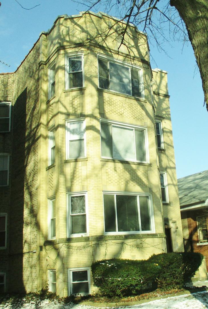 6316 N Rockwell St., Chicago, IL 60659
