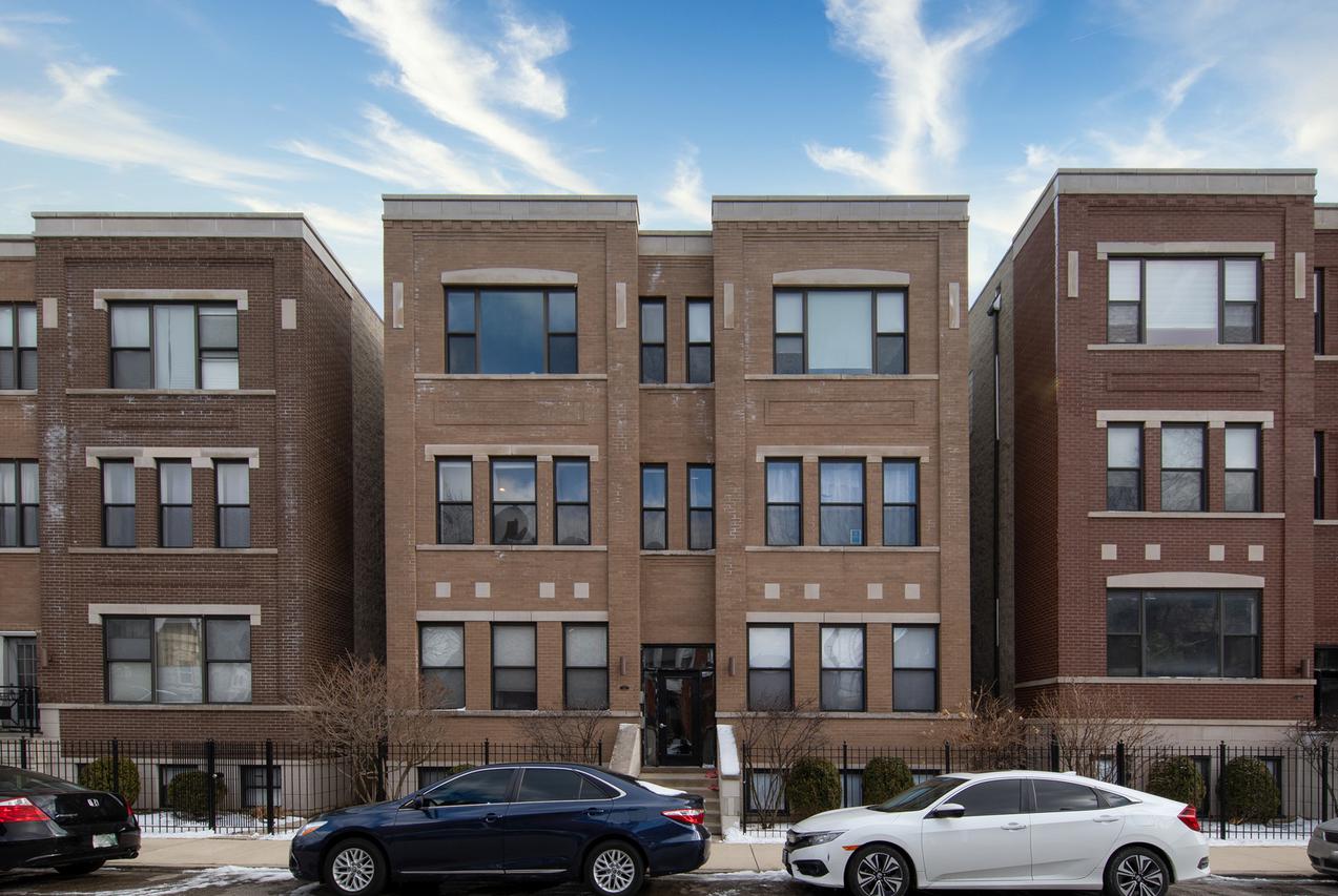 1261 E 46th St. #201E, Chicago, IL 60653