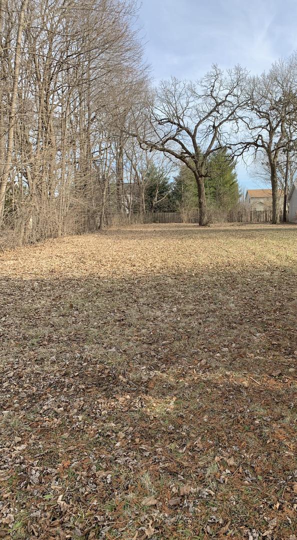 1715 River Terrace Dr., Johnsburg, IL 60051