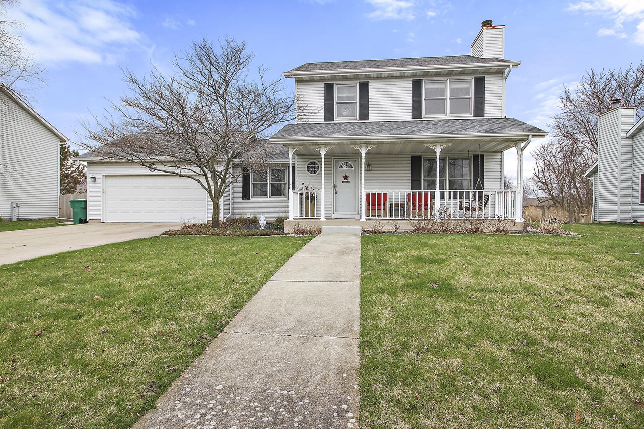 207 Woodbine Dr., Elwood, IL 60421