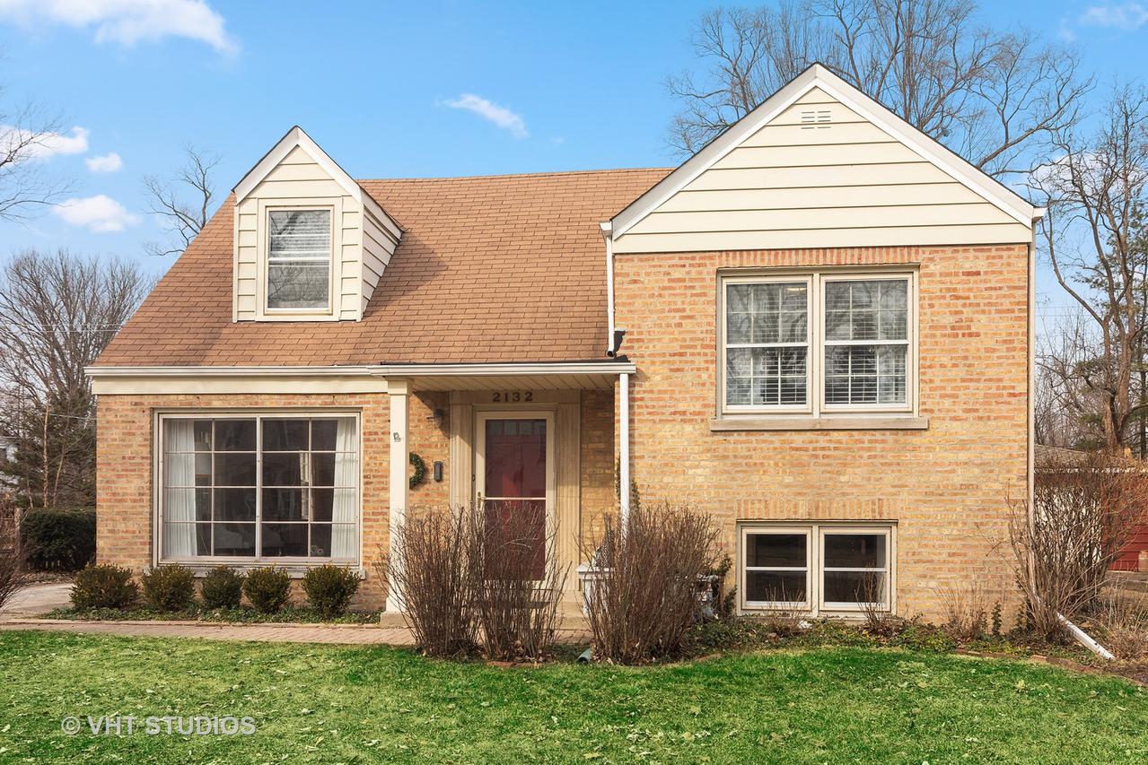 2132 Illinois Rd., Northbrook, IL 60062