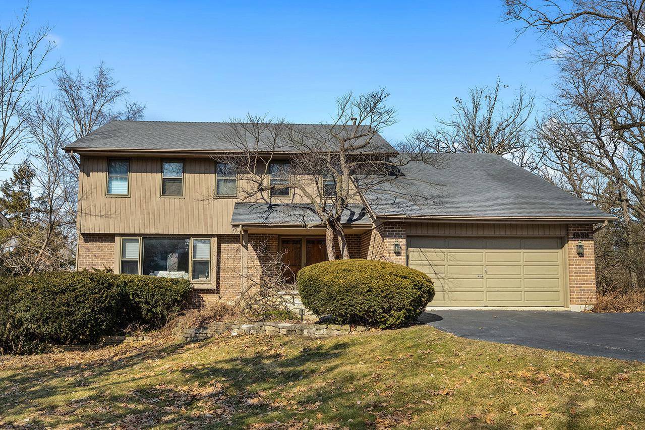 1030 Black Oak Dr., Downers Grove, IL 60515