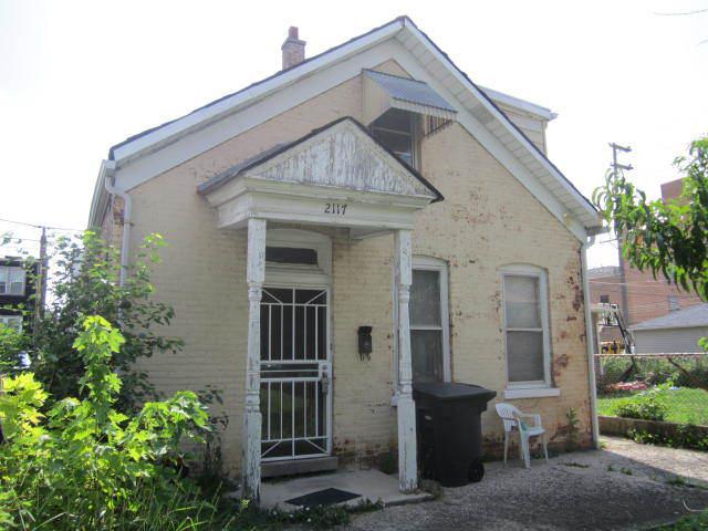 2117 S 59th Ct., Cicero, IL 60804