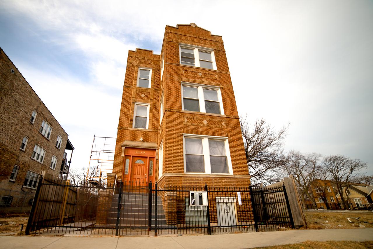 3810 W Ohio St., Chicago, IL 60624