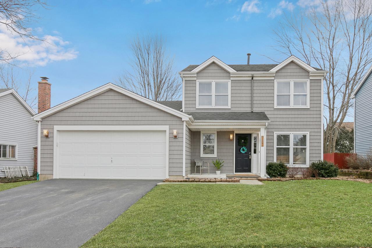 757 Alexandra Blvd., Crystal Lake, IL 60014