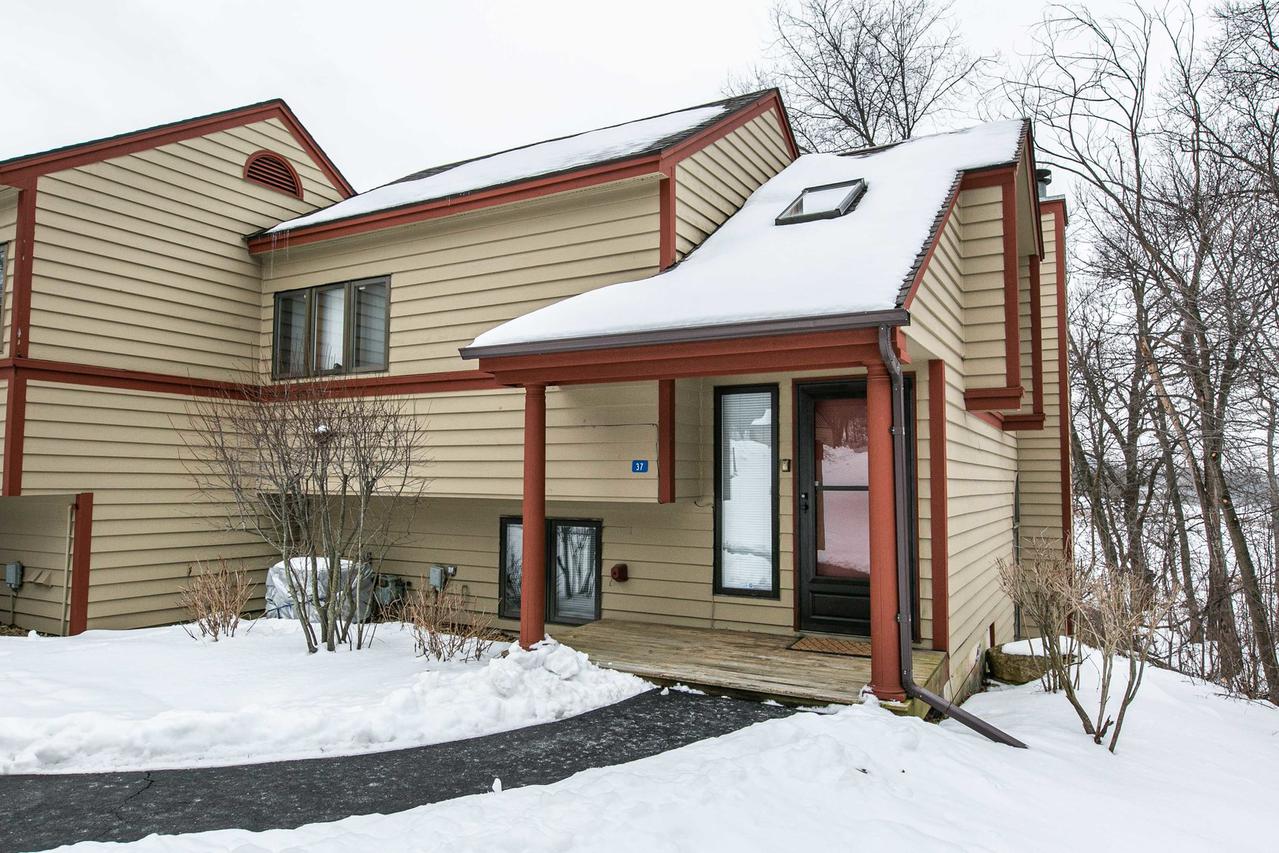 37 Spring Creek Ln., Galena, IL 61036