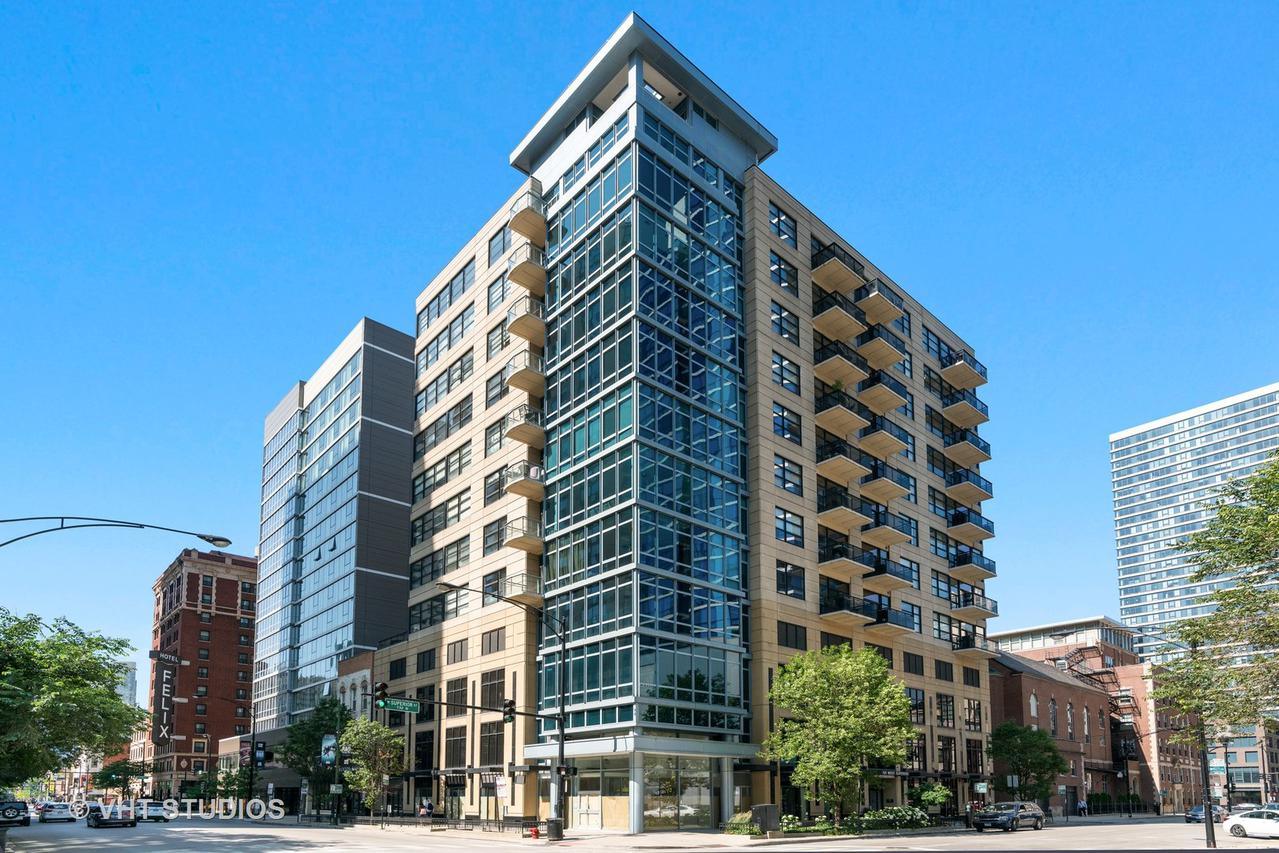101 W Superior St. #802, Chicago, IL 60654