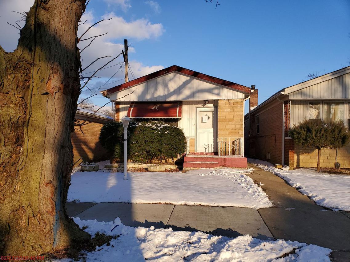 9211 S Emerald Ave., Chicago, IL 60620