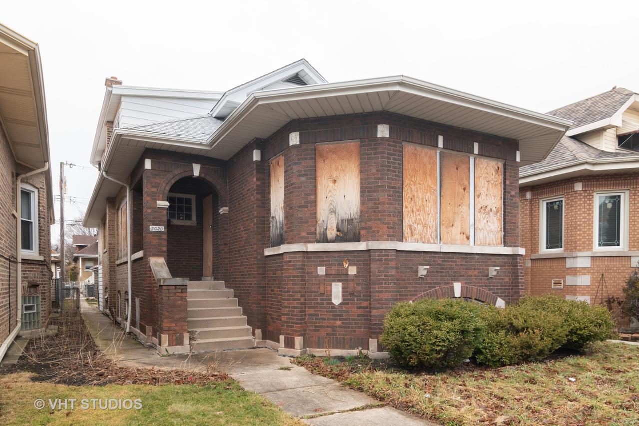 3020 N Menard Ave., Chicago, IL 60634