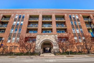 1350 W Fullerton Ave. #414, Chicago, IL 60614