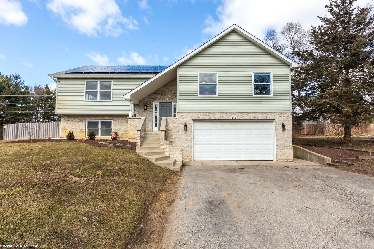 816 W Wegner Rd., Lakemoor, IL 60051