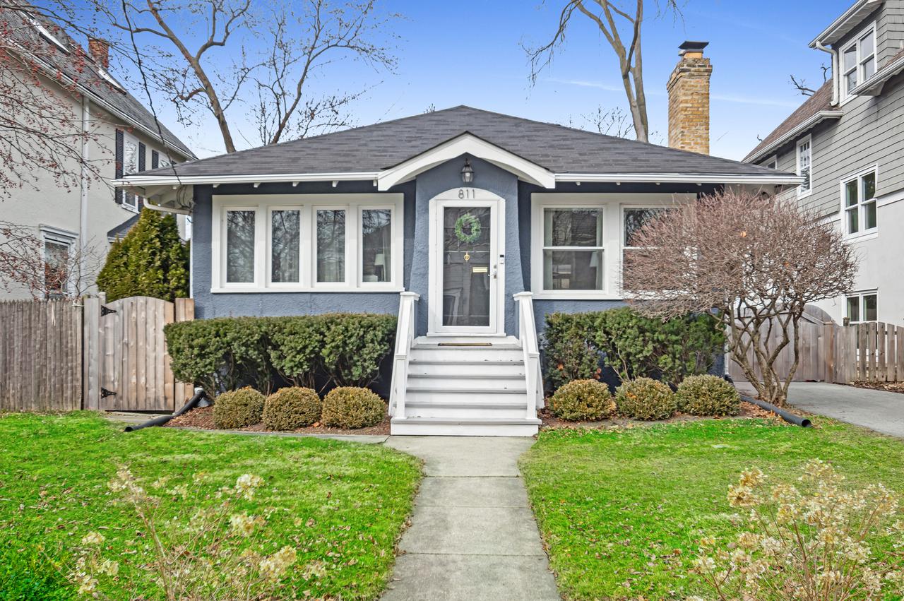 811 Cherry St., Winnetka, IL 60093