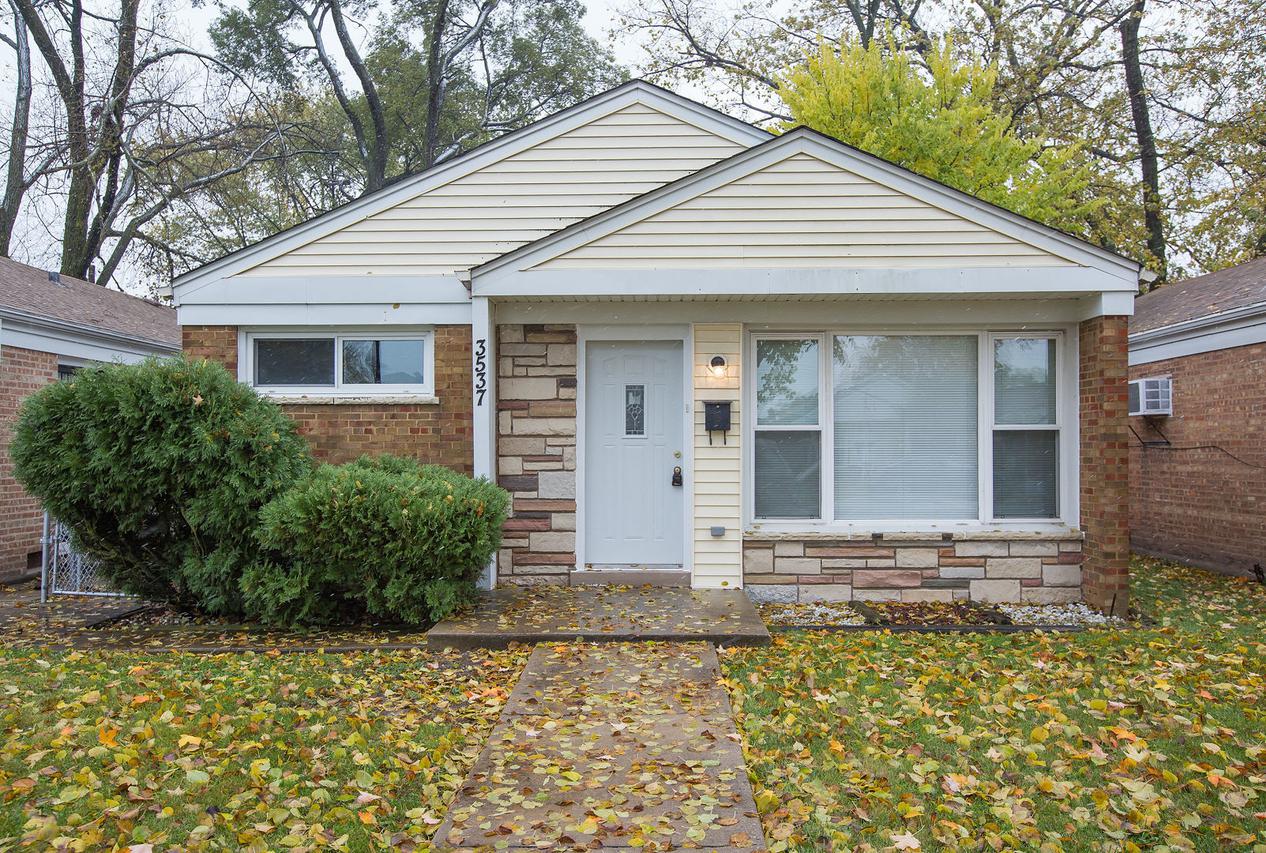 3537 W 80th Pl., Chicago, IL 60652