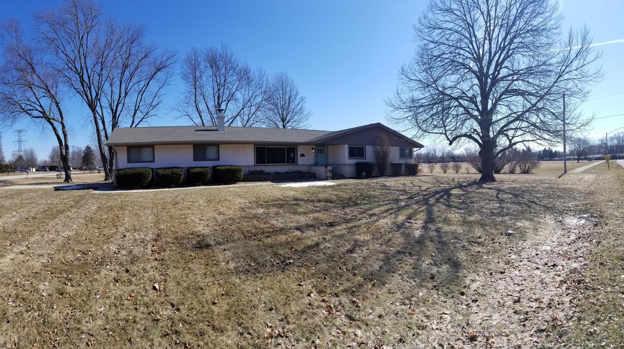 1323 Walter Dr., Machesney Park, IL 61115