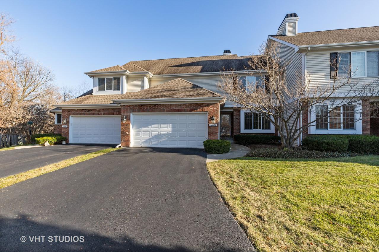 33051 N Stone Manor Dr., Grayslake, IL 60030