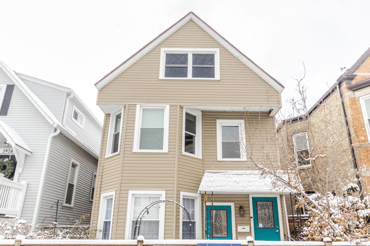 3928 N Whipple St., Chicago, IL 60618