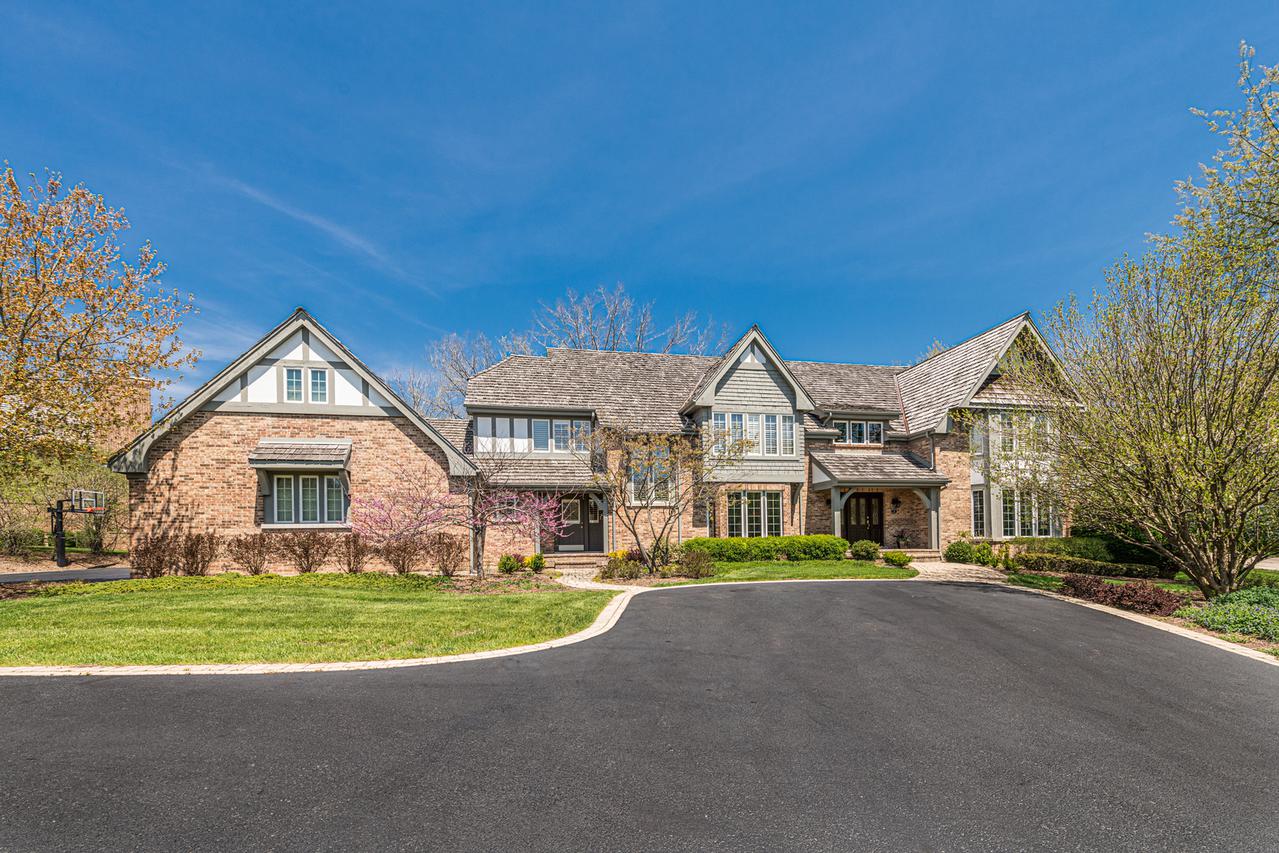 70 Bexley Ct., North Barrington, IL 60010