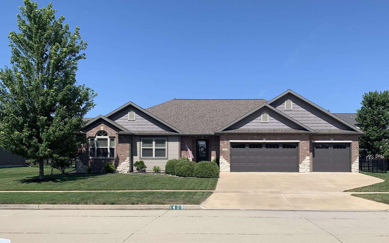 1409 Watersound Way, Bloomington, IL 61705