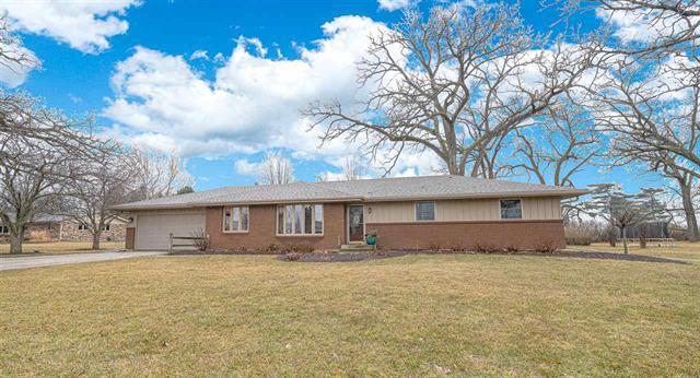 8271 E Hales Corner Rd., Stillman Valley, IL 61084