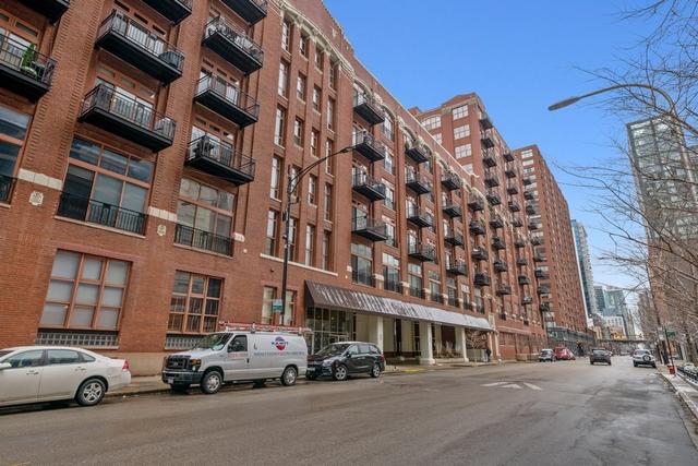360 W Illinois St. #10C, Chicago, IL 60654