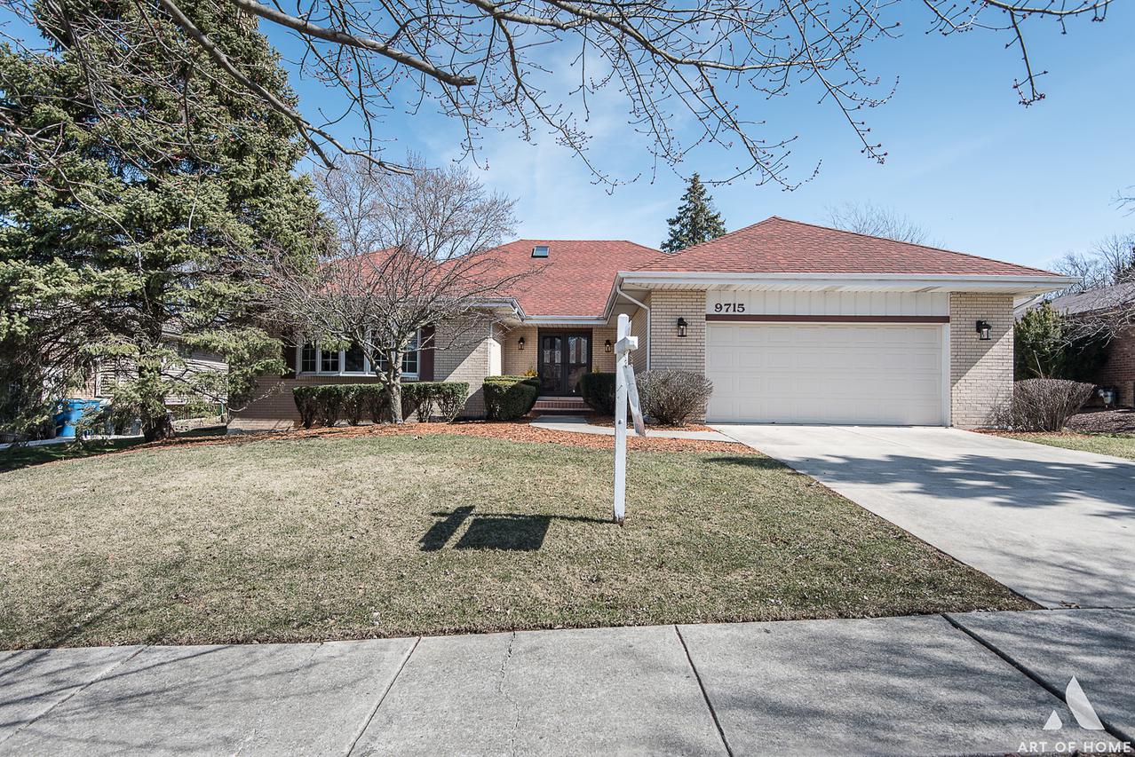 9715 S Hickory Crest Ct., Palos Hills, IL 60465