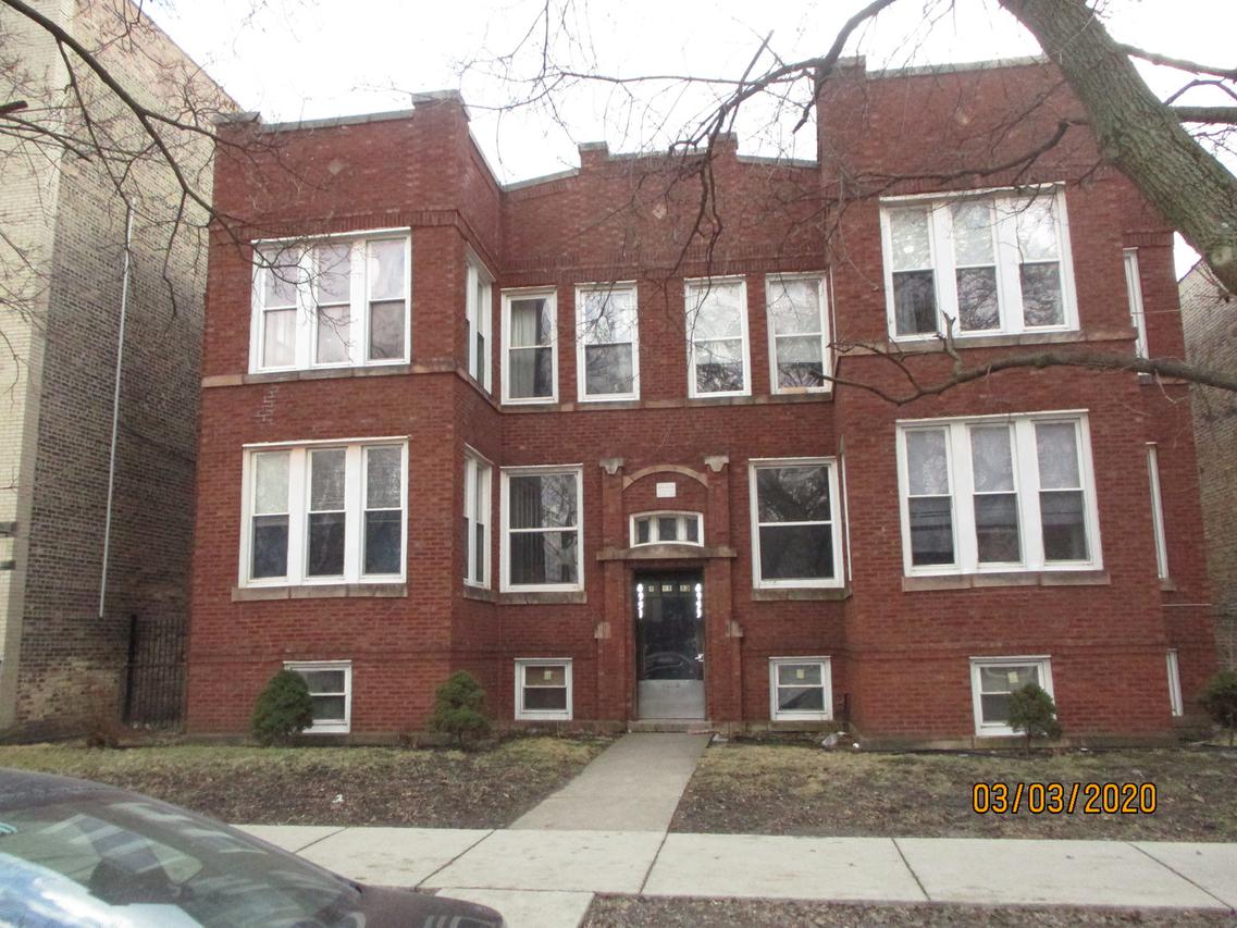 4951 W Belle Plaine Ave., Chicago, IL 60641