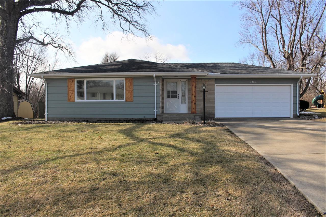 7205 Sunset Dr., Clinton, IL 61727
