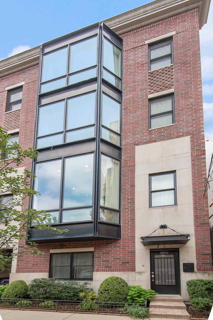 2055 N Orleans St., Chicago, IL 60614