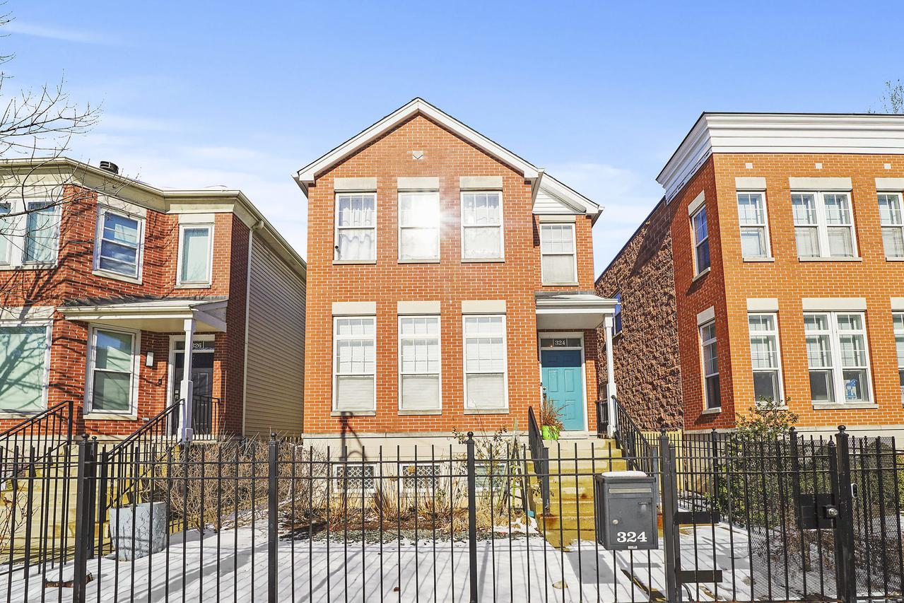 324 W Goethe St., Chicago, IL 60601