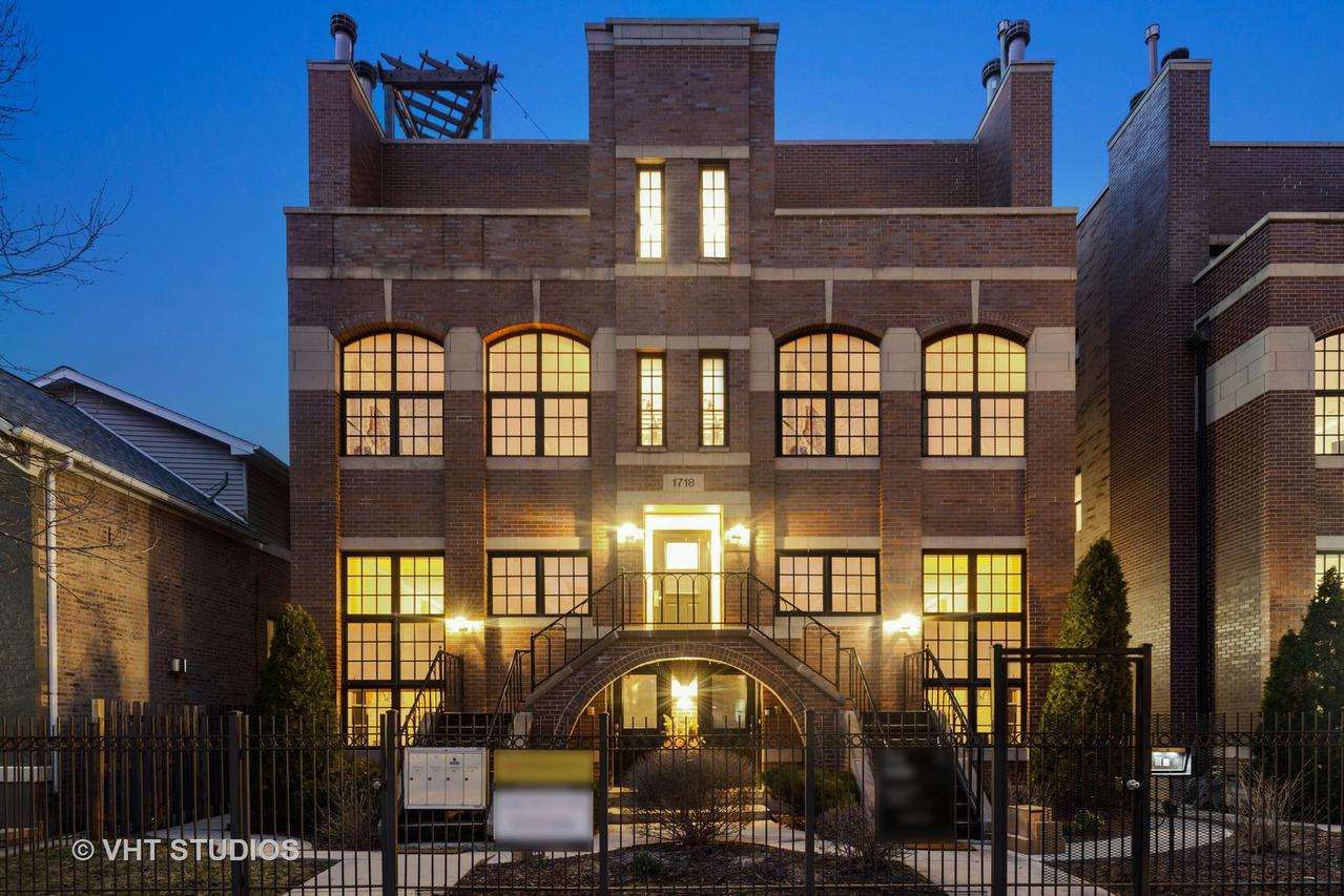 1718 W Superior St. #1W, Chicago, IL 60622