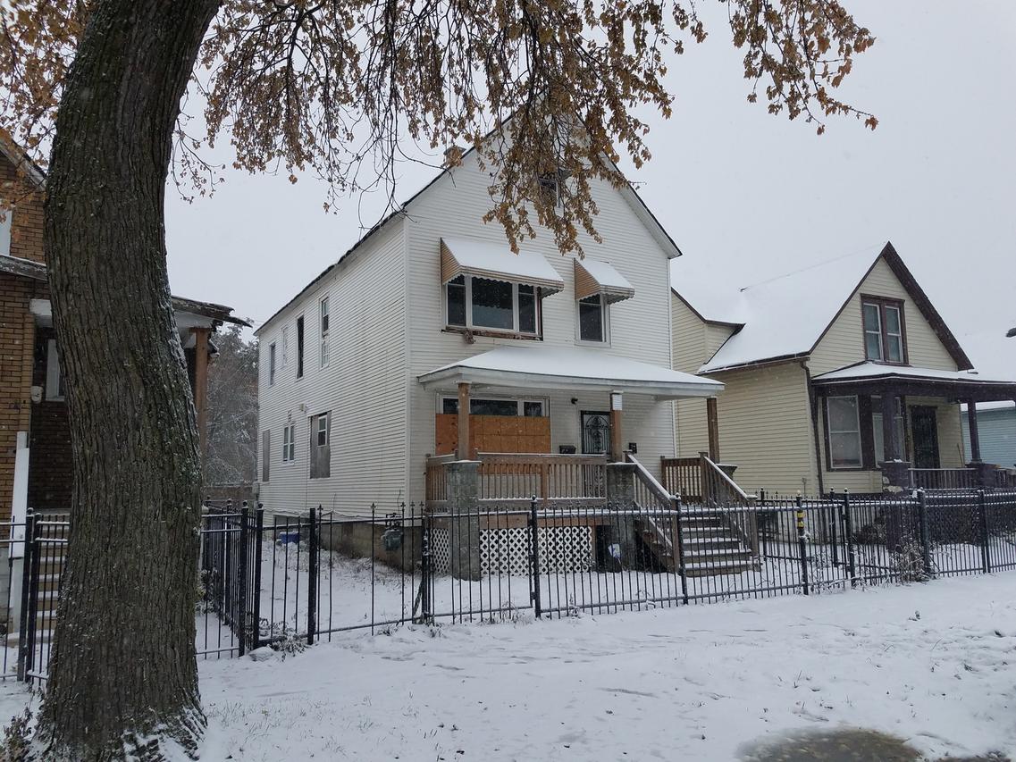 10528 S Edbrooke Ave., Chicago, IL 60628