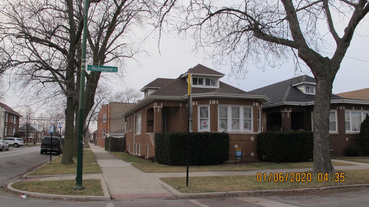 5658 S Richmond St., Chicago, IL 60629