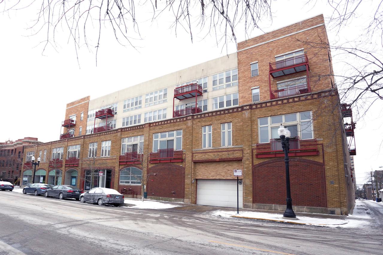 1225 W Morse Ave. #407, Chicago, IL 60626