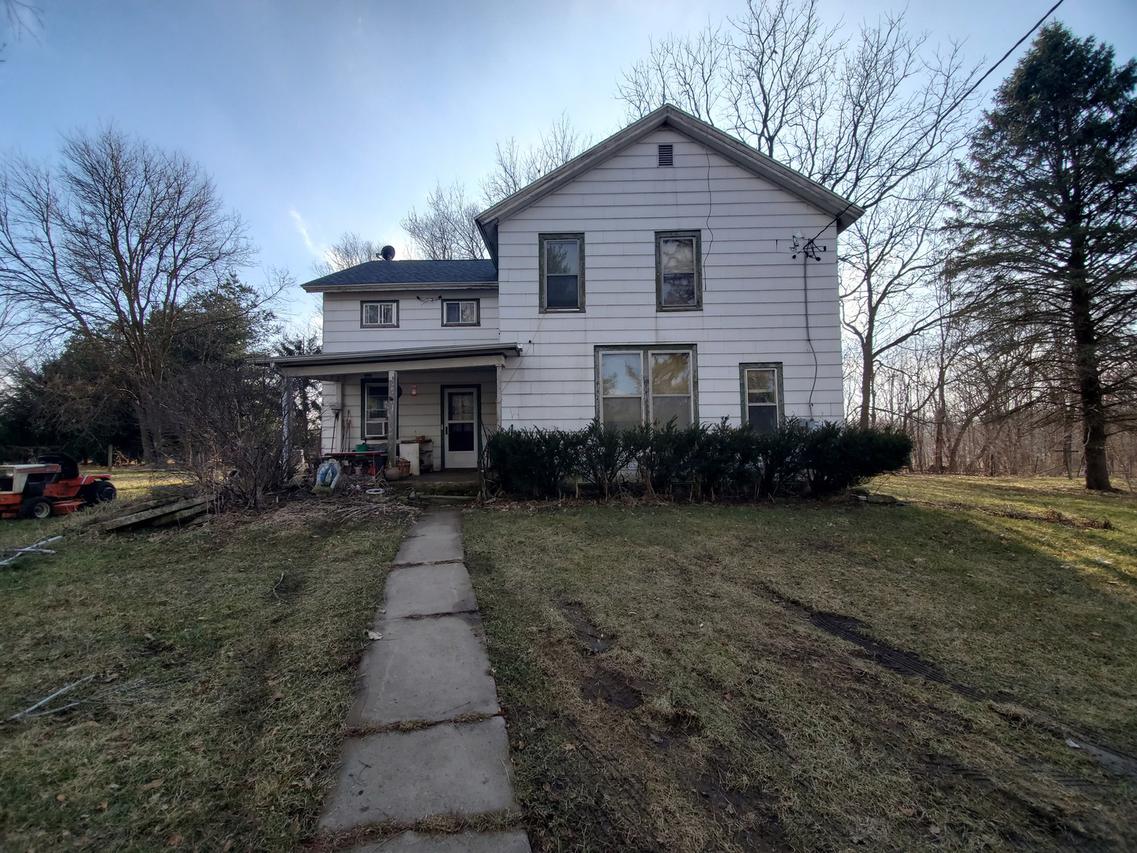 2712 S Lincoln Ave., Polo, IL 61064