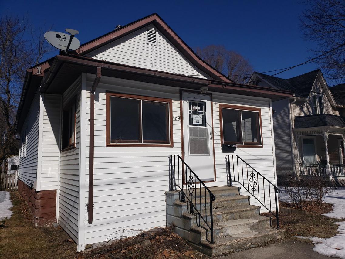 609 Franklin St., Dekalb, IL 60115