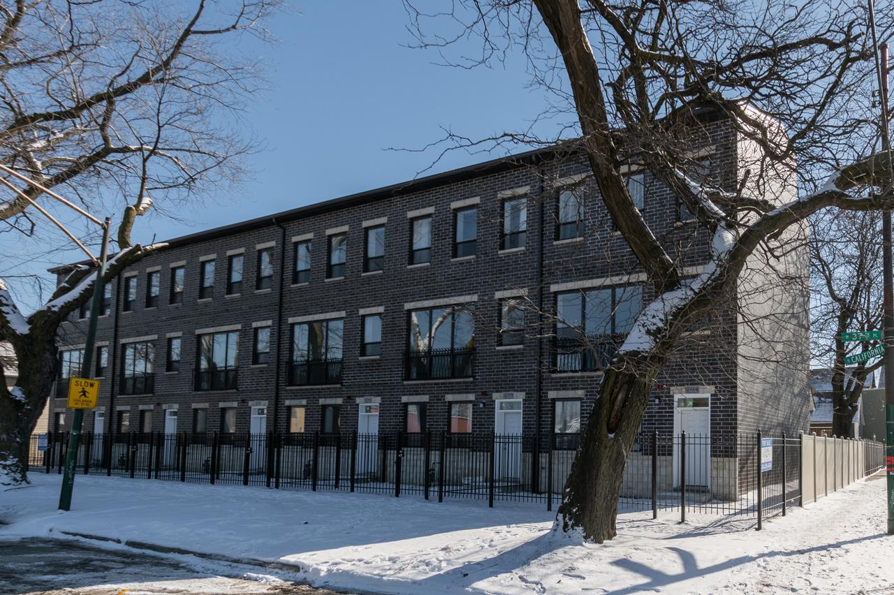 2757 W 37th Pl., Chicago, IL 60632
