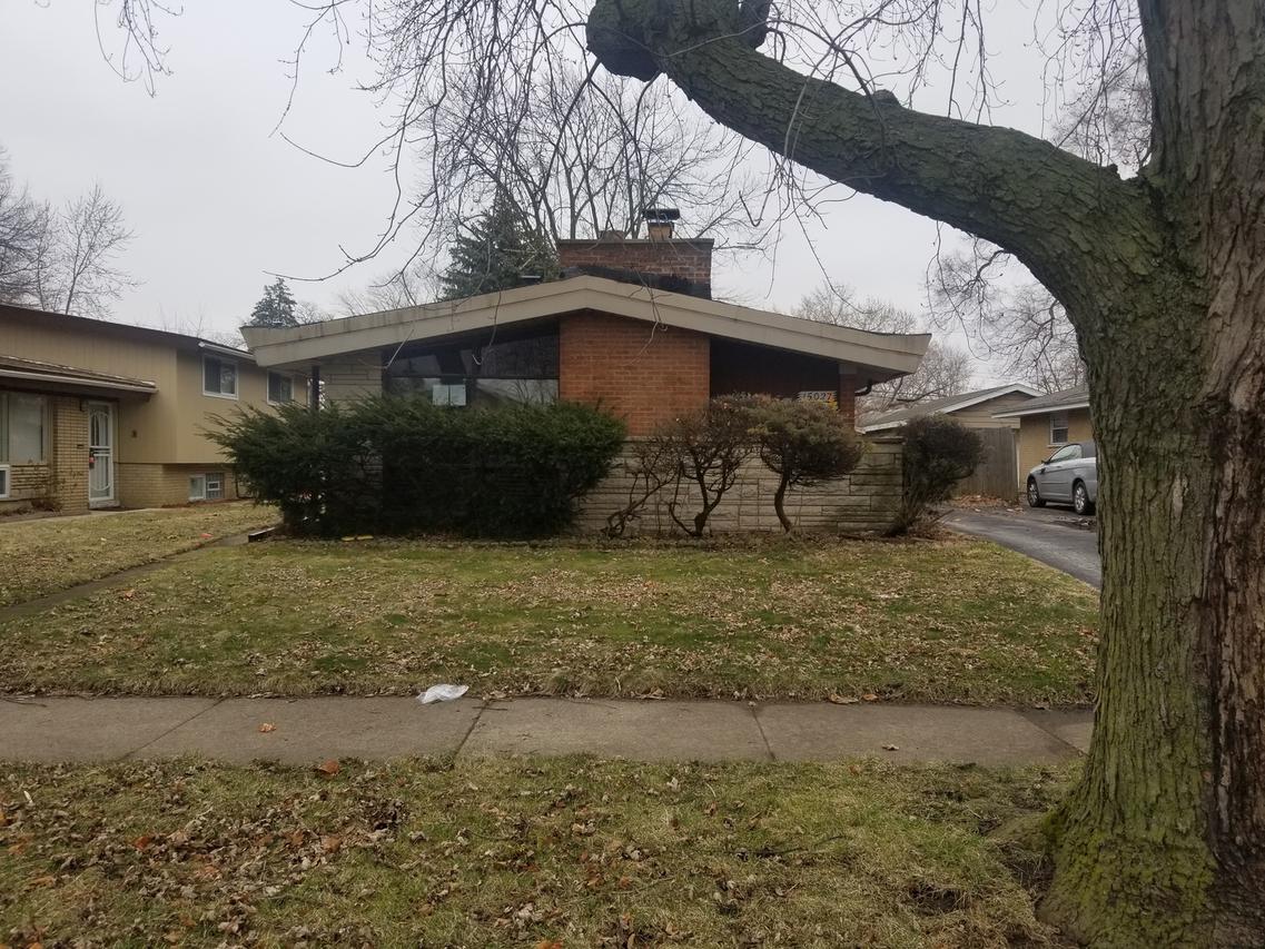 15027 Oak St., Dolton, IL 60419
