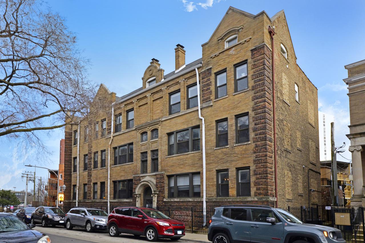 815 W Cuyler Ave. #1, Chicago, IL 60613