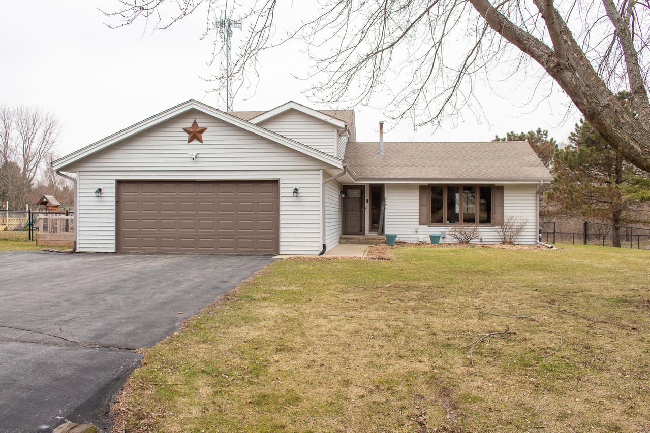 9792 Smoke Tree Ln., Roscoe, IL 61073