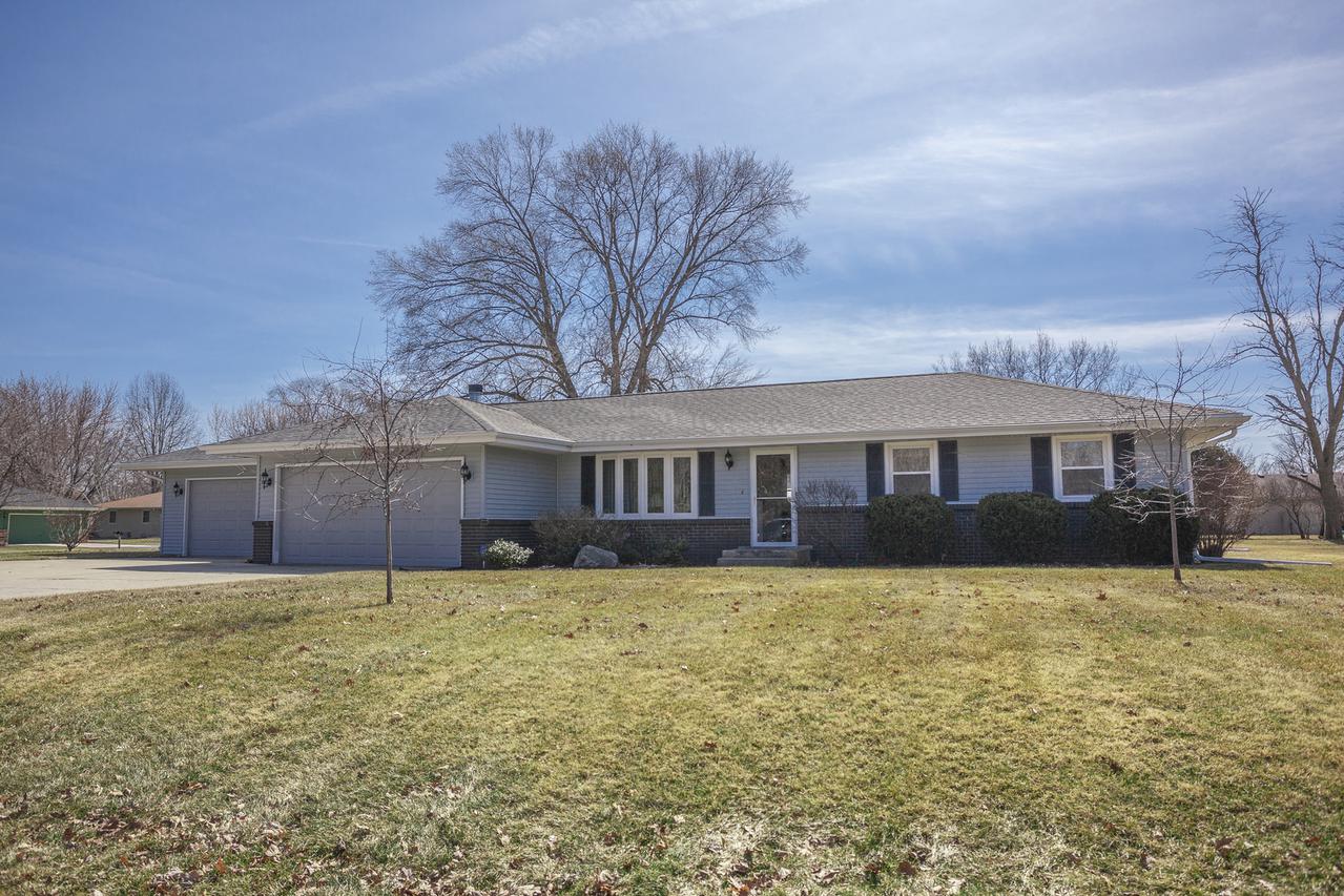 4763 Comet Dr., Machesney Park, IL 61115