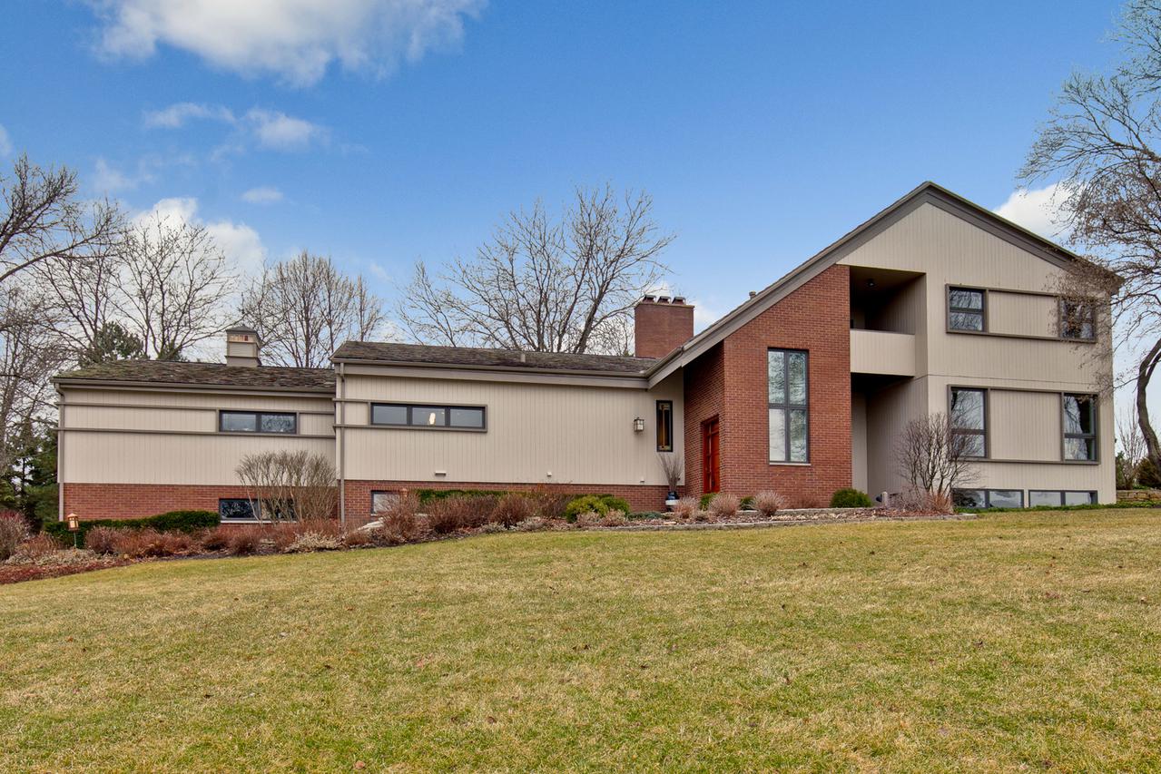 1414 Kirkwall Ct., Inverness, IL 60010