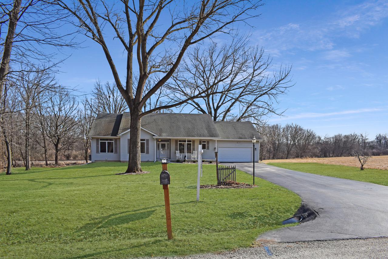 405 Bradley Ln., Kirkland, IL 60146